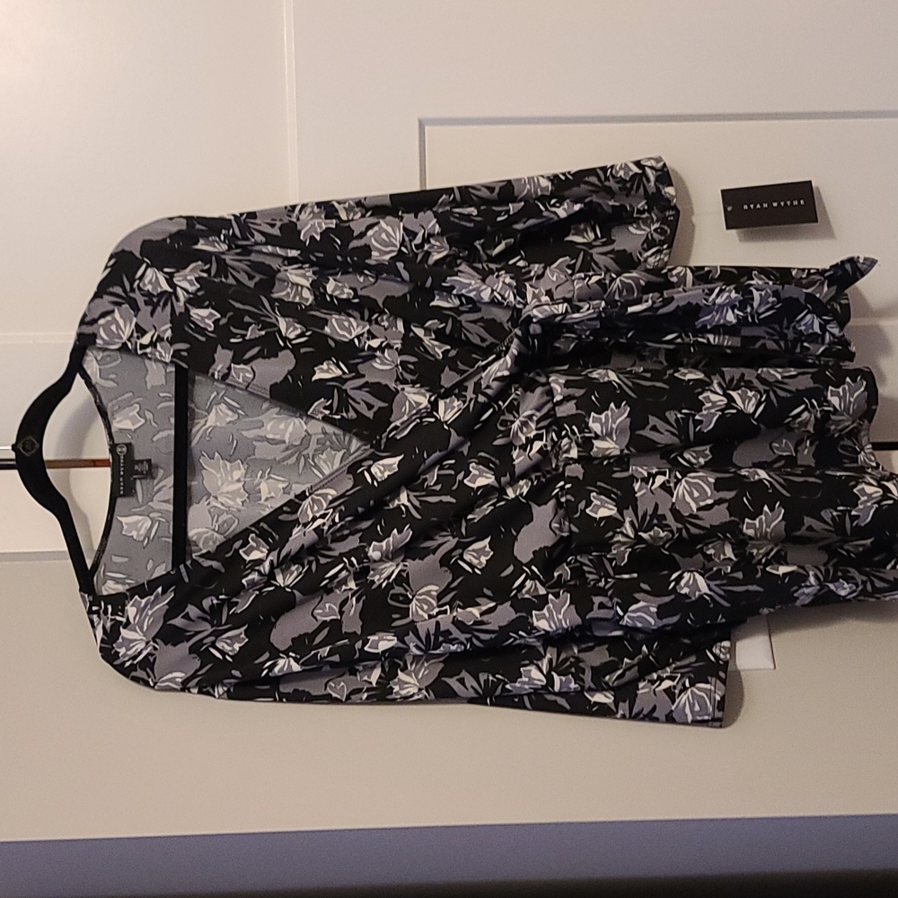 Floral Wrap Shirt - 3X